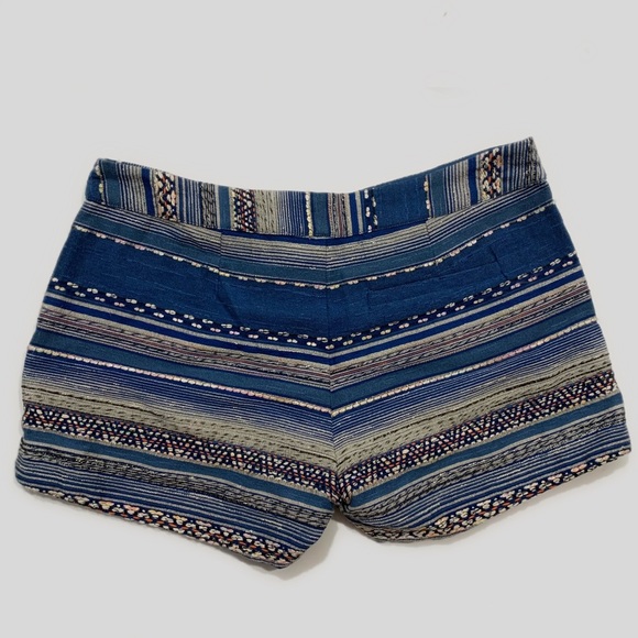 JOIE Embroidered Shorts 2 - Picture 4 of 8